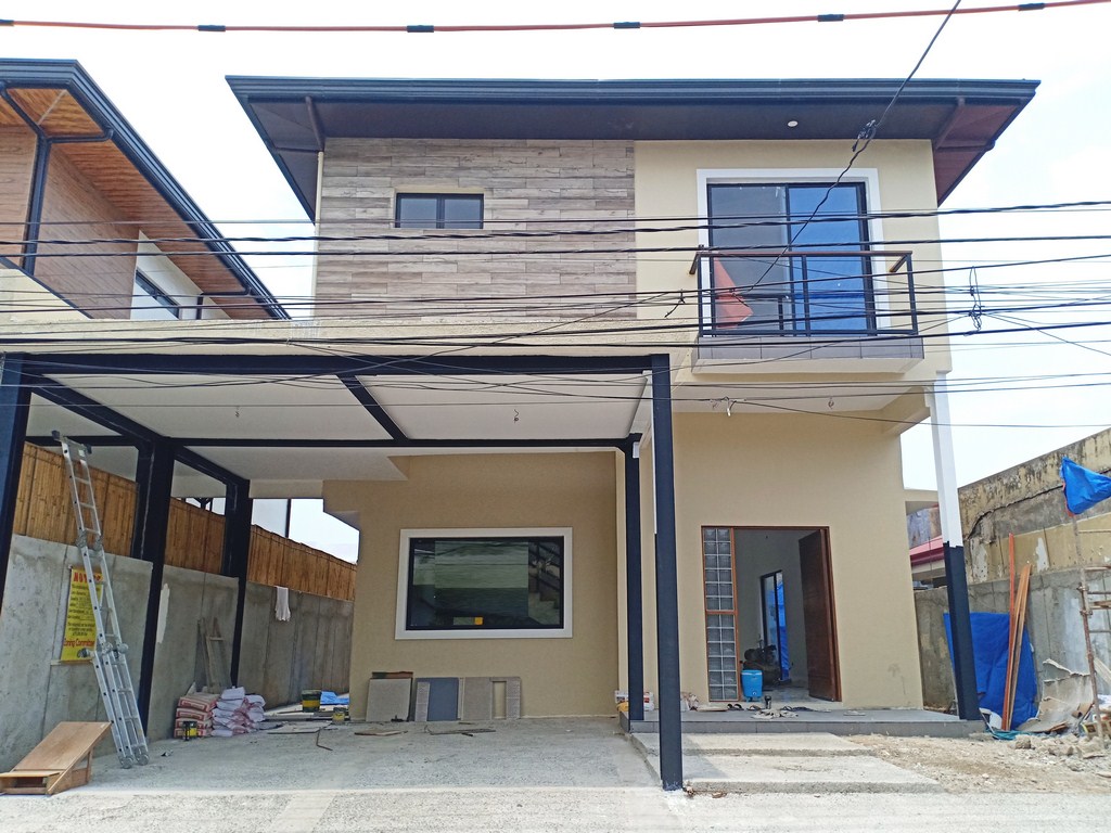 Brand New High Ceiling House For Sale In Bf Homes Brand New